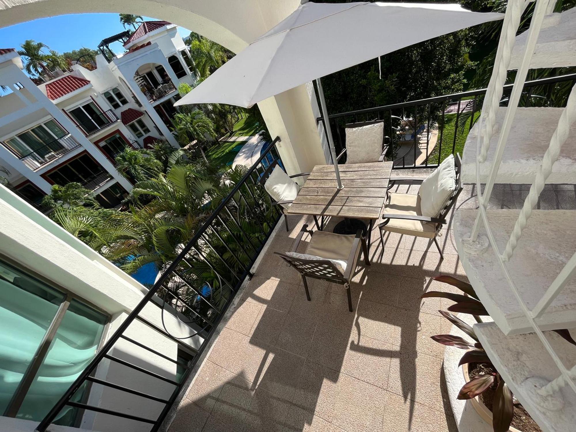 Paseo Luxury Suites Playa del Carmen Esterno foto